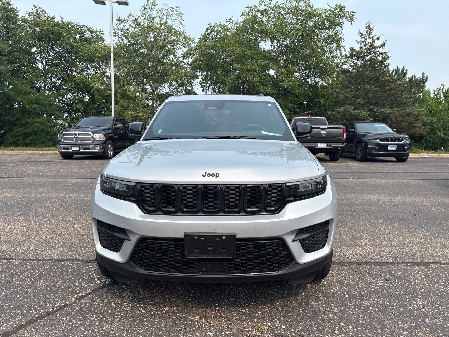 jeep grand cherokee 2024 1C4RJHAG4RC704454 image jeep grand cherokee 2024 1C4RJHAG4RC704454 image